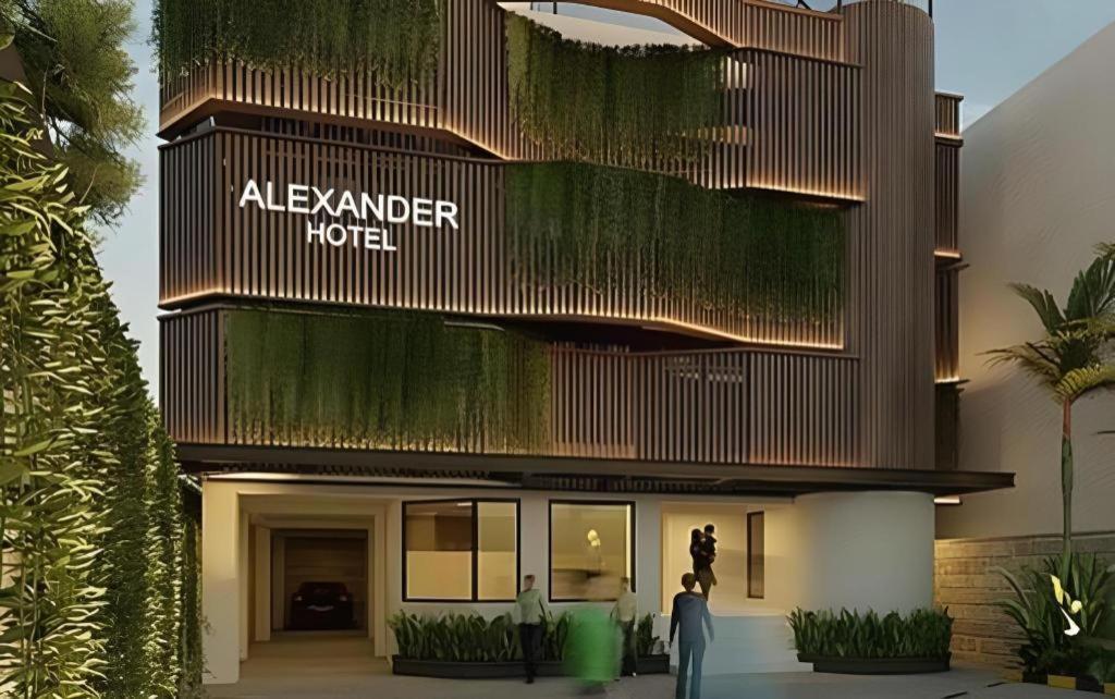 Alexander Hotel Tegal Экстерьер фото